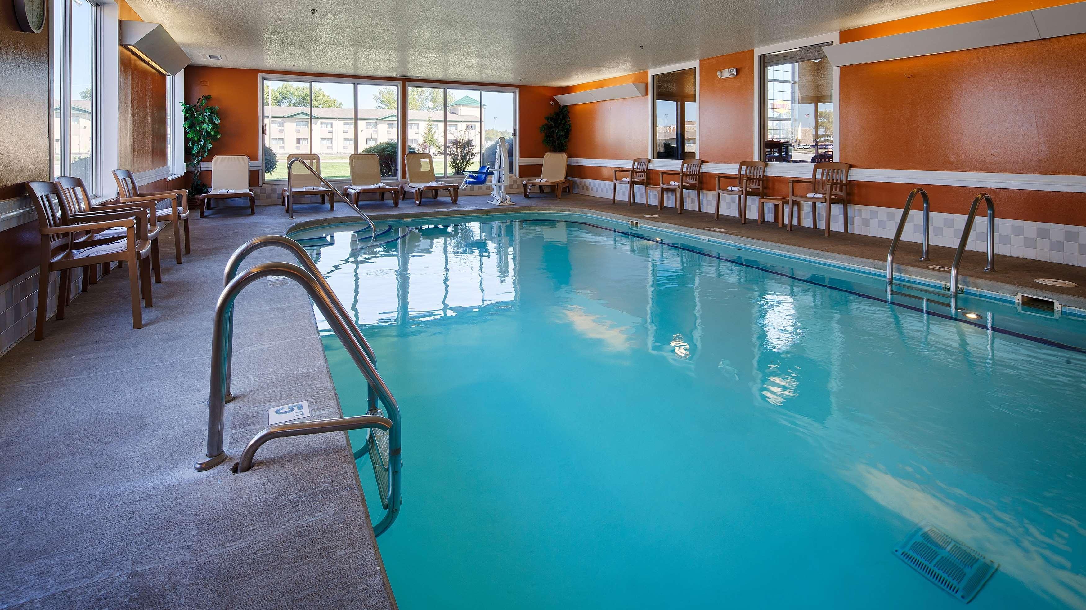 Best Western Airport Inn Moline Εξωτερικό φωτογραφία